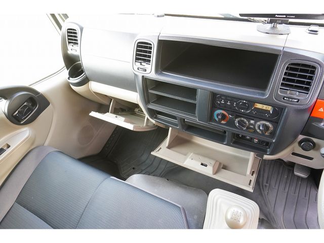 NISSAN ATLAS 2018 Image 31