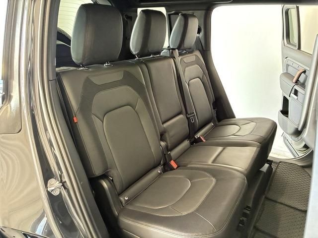 ROVER DEFENDER 2022 Image 31