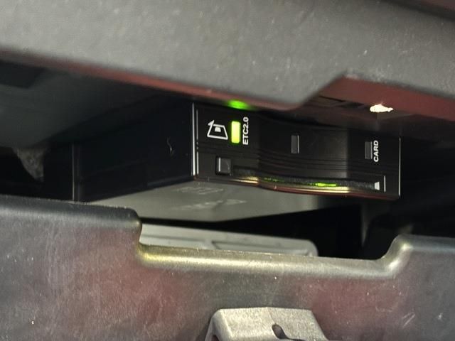 ROVER DEFENDER 2022 Image 31