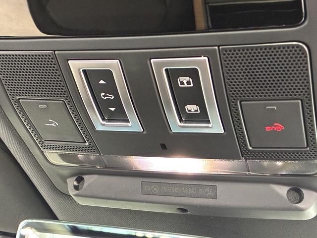 ROVER DEFENDER 2022 Image 31