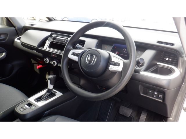 HONDA FIT E:HEV 2020 Image 31