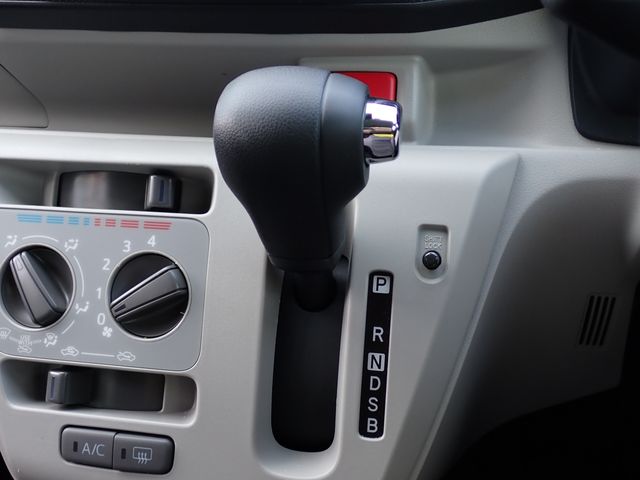 DAIHATSU MIRA E:S 2023 Image 31