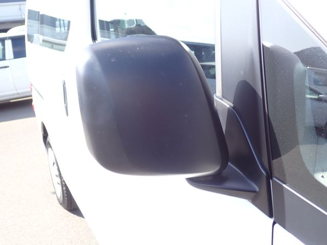 NISSAN NV200 VANETTE VAN 2018 Image 31