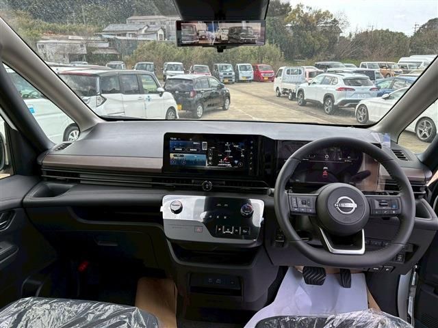 NISSAN SERENA  WG 2025 Image 31