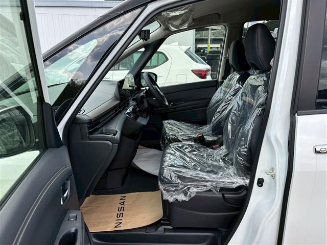 NISSAN SERENA  WG 2025 Image 31