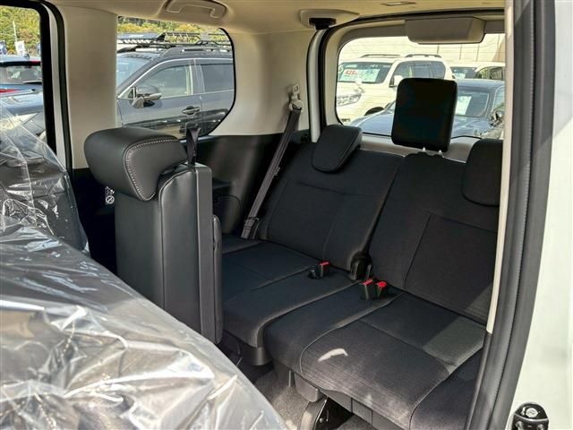 NISSAN SERENA  WG 2025 Image 31