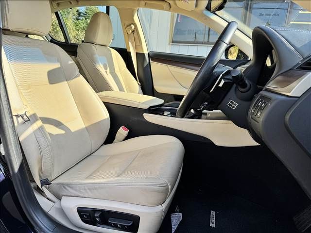 TOYOTA LEXUS GS300H 2013 Image 31