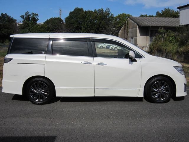 NISSAN ELGRAND 2019 Image 31