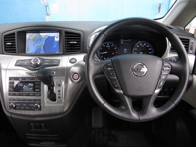 NISSAN ELGRAND 2019 Image 31