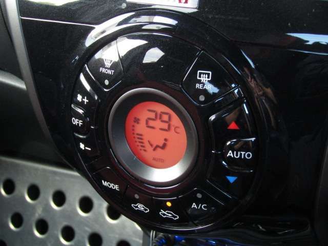 NISSAN NOTE 2018 Image 31