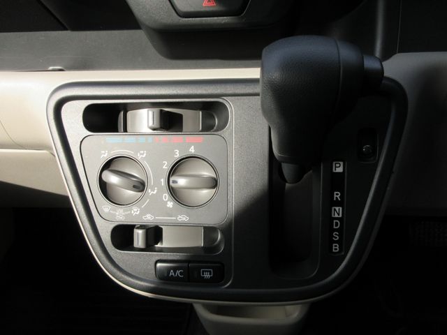 TOYOTA PASSO 4WD 2022 Image 31