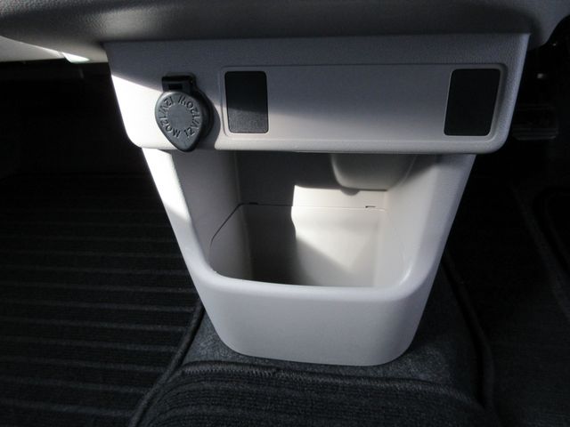 TOYOTA PASSO 4WD 2022 Image 31