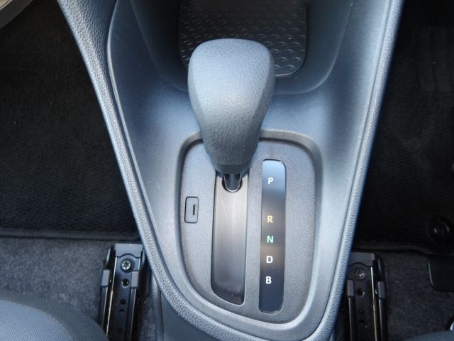 TOYOTA YARIS HYBRID 2023 Image 31