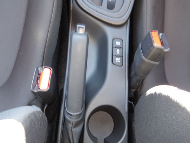 TOYOTA YARIS HYBRID 2023 Image 31