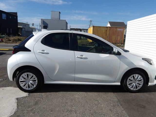 TOYOTA YARIS HYBRID 2023 Image 31