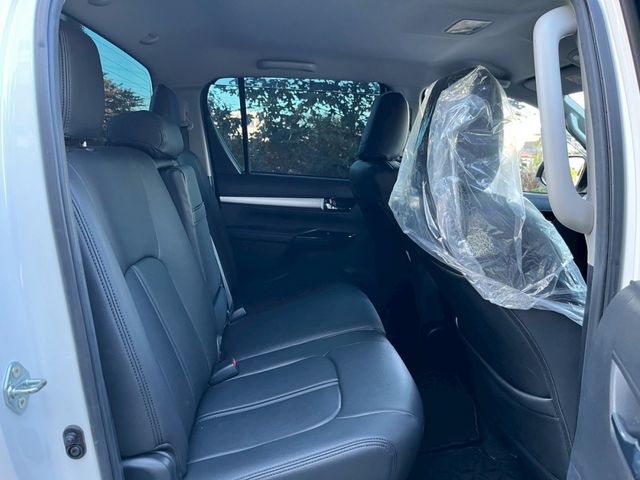 TOYOTA HILUX 4WD 2021 Image 31