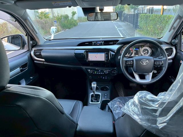 TOYOTA HILUX 4WD 2021 Image 31
