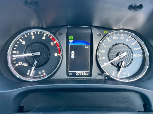 TOYOTA HILUX 4WD 2021 Image 31