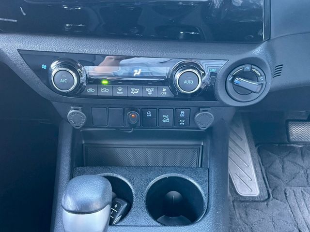 TOYOTA HILUX 4WD 2021 Image 31