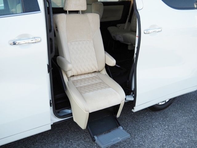 TOYOTA VELLFIRE  HYBRID 4WD 2021 Image 31