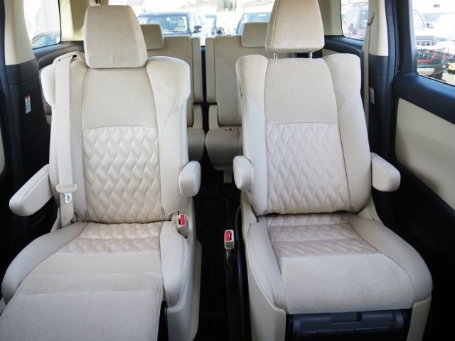 TOYOTA VELLFIRE  HYBRID 4WD 2021 Image 31