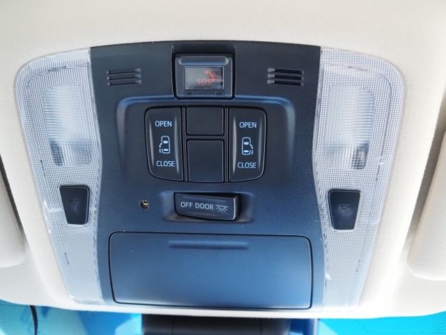 TOYOTA VELLFIRE  HYBRID 4WD 2021 Image 31