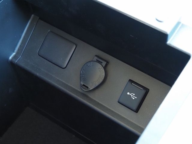 TOYOTA VELLFIRE  HYBRID 4WD 2021 Image 31