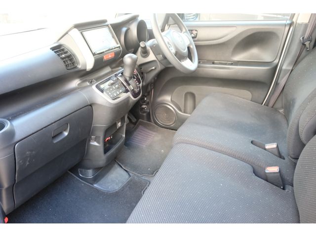 HONDA N BOX 2014 Image 31