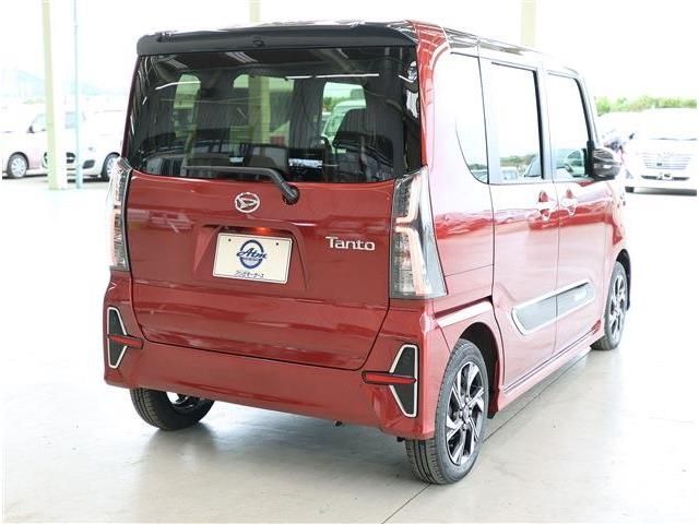 DAIHATSU TANTO CUSTOM 2022 Image 31