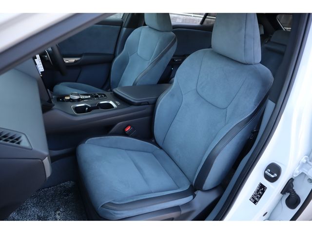 TOYOTA LEXUS RZ450E 2023 Image 31