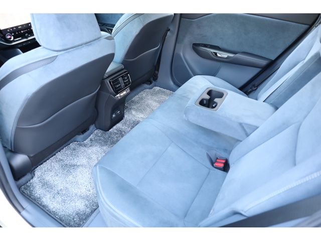 TOYOTA LEXUS RZ450E 2023 Image 31