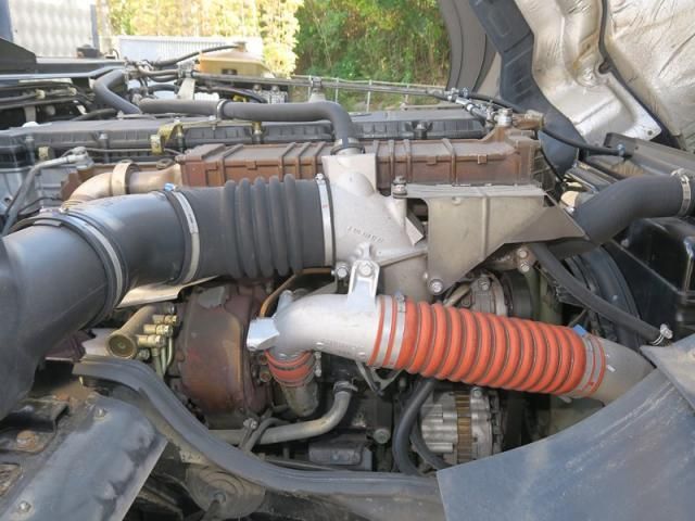 MITSUBISHI FUSOU SUPER GREAT 2010 Image 31