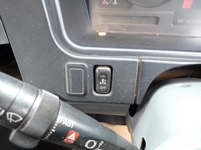 MITSUBISHI FUSOU SUPER GREAT 2013 Image 31