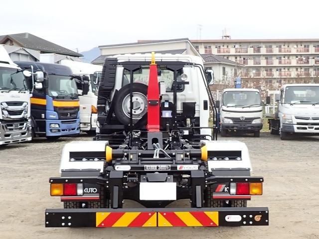 MITSUBISHI FUSOU FIGHTER 2025 Image 31