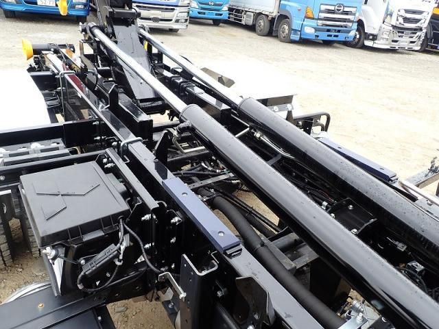 MITSUBISHI FUSOU FIGHTER 2025 Image 31