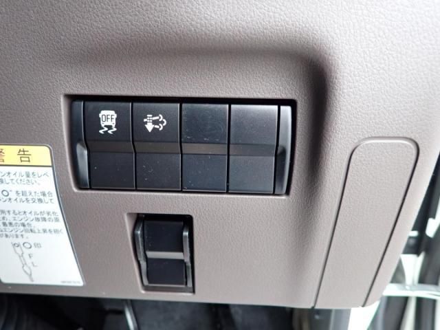 MITSUBISHI CANTER 2025 Image 31