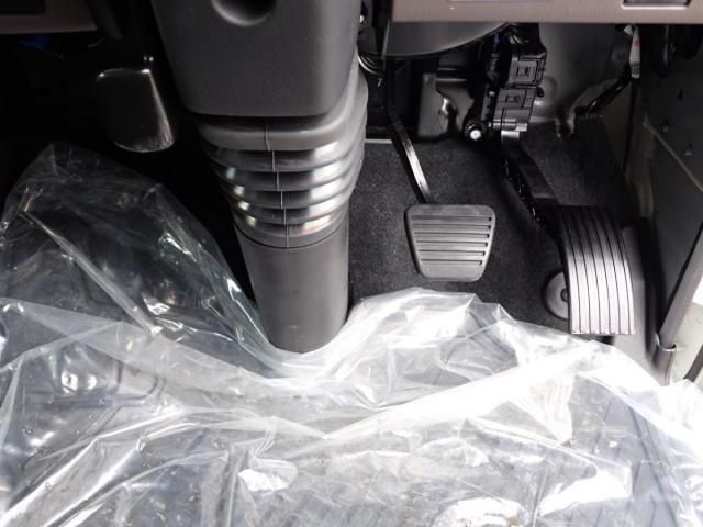 MITSUBISHI CANTER 2025 Image 31