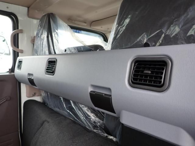 MITSUBISHI CANTER 2025 Image 31