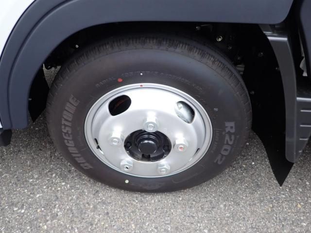 MITSUBISHI CANTER 2025 Image 31