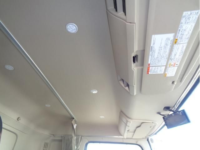 HINO PROFIA 2018 Image 31