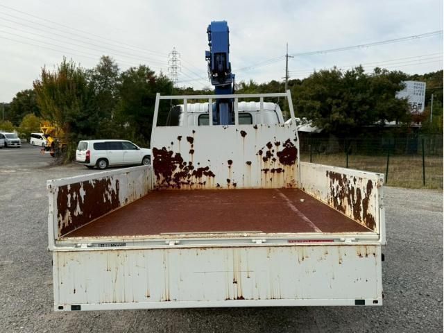 HINO DUTRO 2008 Image 31