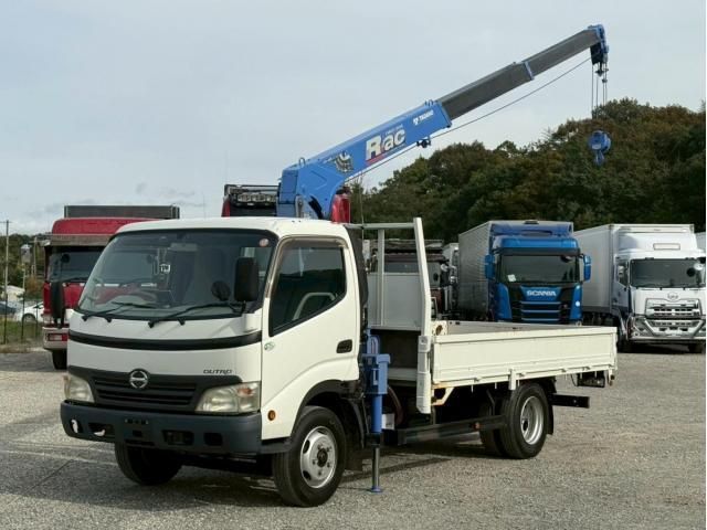 HINO DUTRO 2008 Image 31