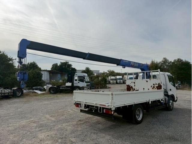 HINO DUTRO 2008 Image 31