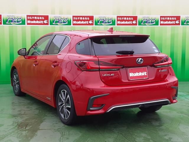 TOYOTA LEXUS CT200H 2018 Image 31