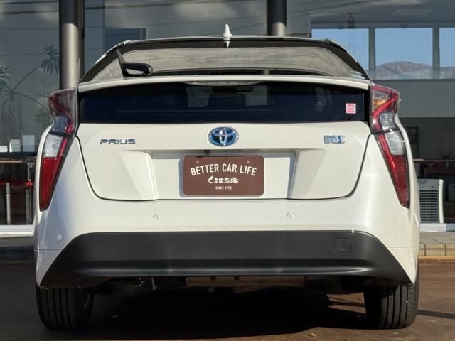 TOYOTA PRIUS 2016 Image 31