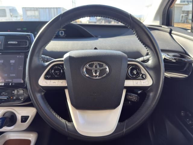 TOYOTA PRIUS 2016 Image 31