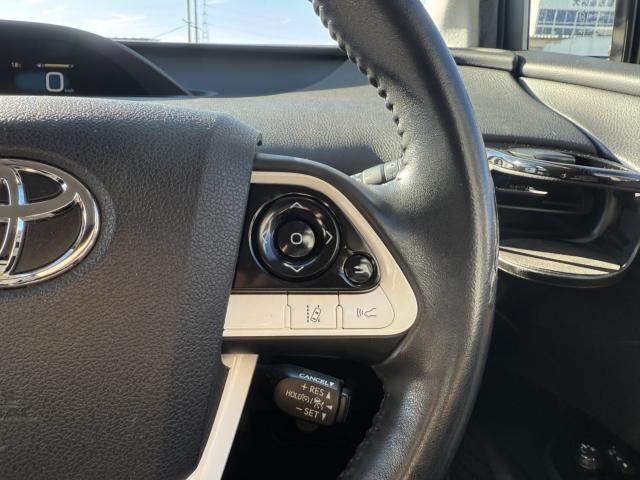 TOYOTA PRIUS 2016 Image 31