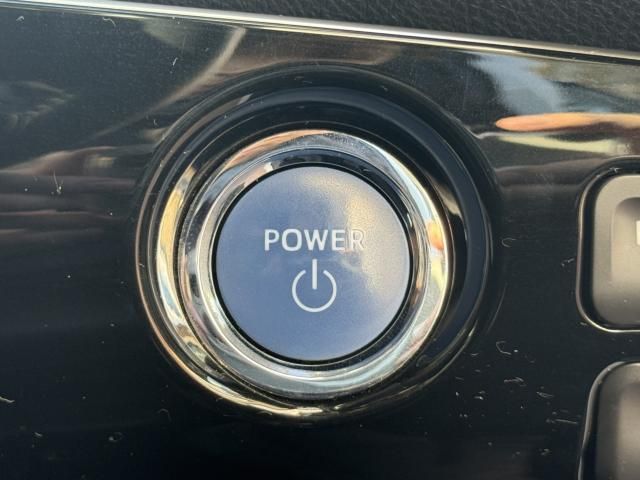 TOYOTA PRIUS 2016 Image 31