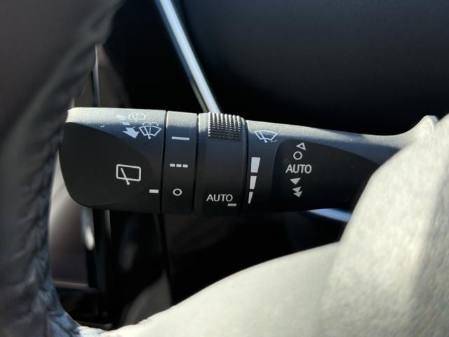 TOYOTA PRIUS 2016 Image 31