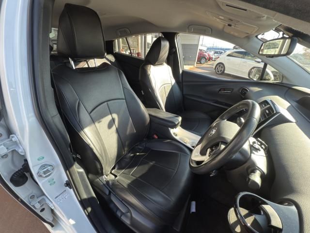 TOYOTA PRIUS 2016 Image 31